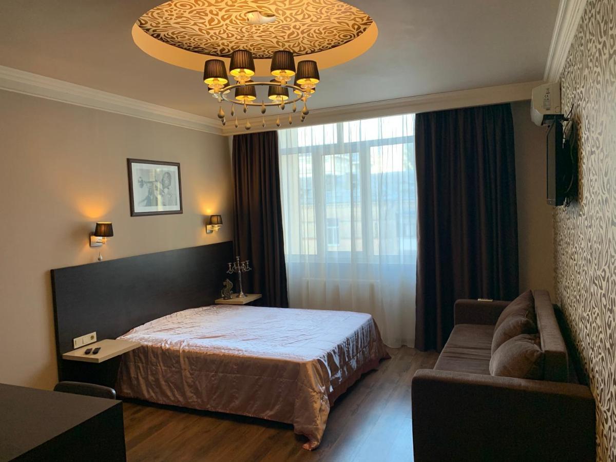 Apartment Elegant Киев Екстериор снимка