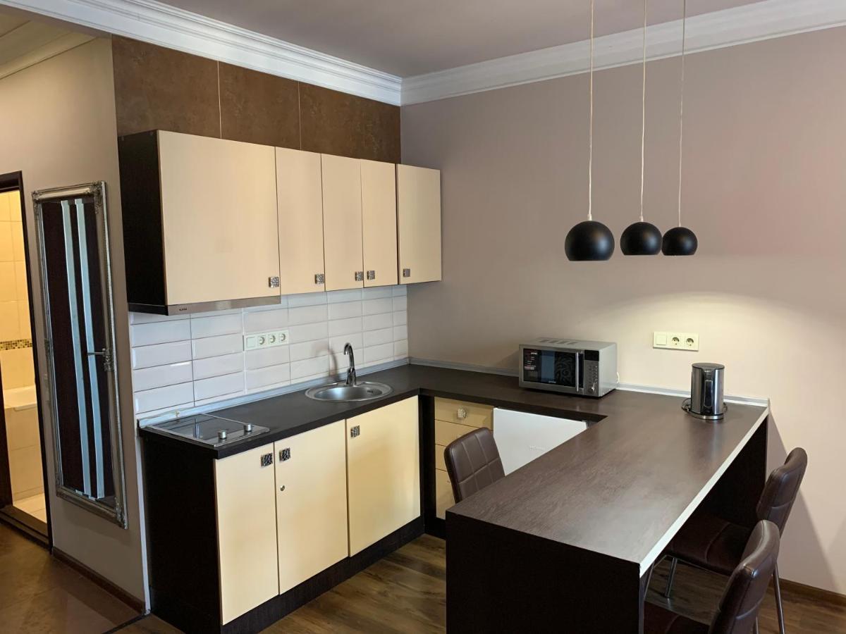 Apartment Elegant Киев Екстериор снимка